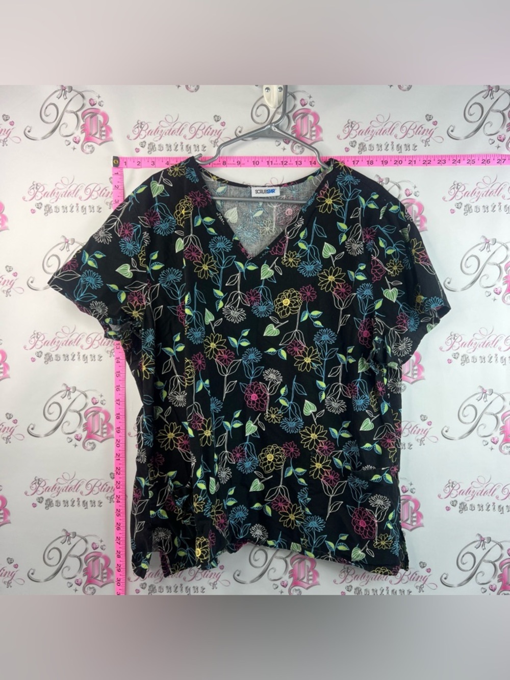 Scrubstar T-shirt scrubs Black Floral V-Neck Scrub Top with Multicolor Flowers